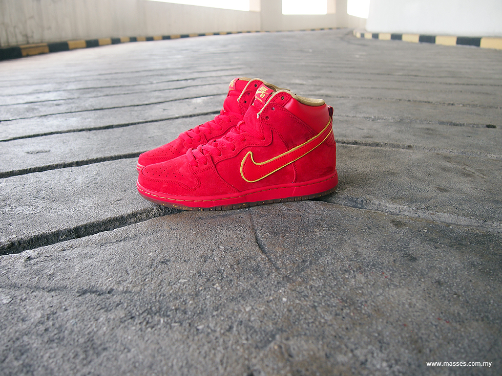 Nike SB Dunk High Premium “Red Packet” Detailed Look - MASSES