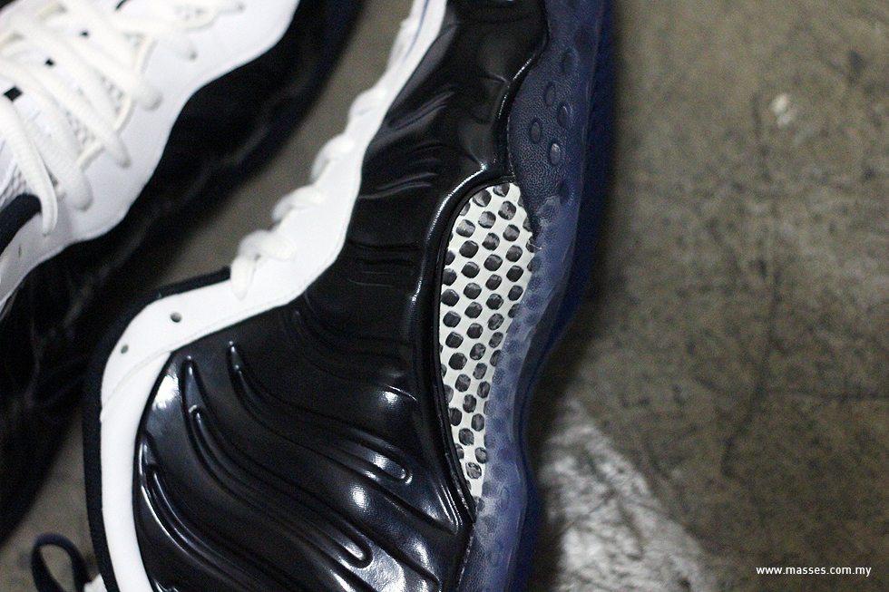 foamposite one concord