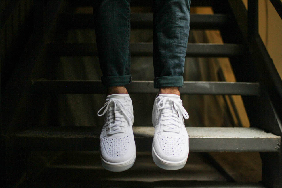 nike air force 1 flyknit low on feet