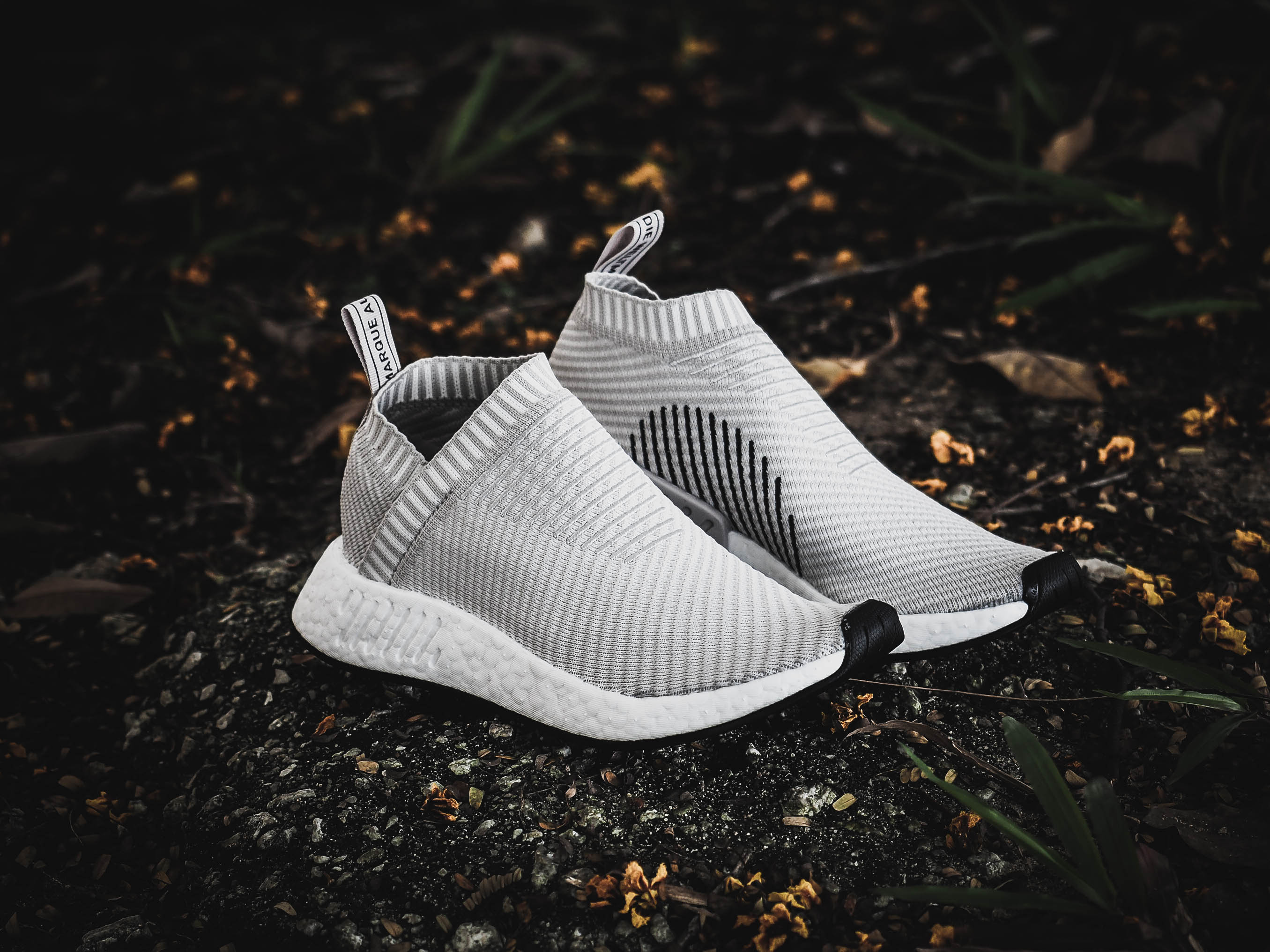 Adidas NMD XR1 Slickieslaces Explore Your World