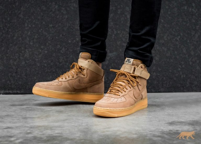 Nike Air Force 1 LV8 Fall Makeover In 