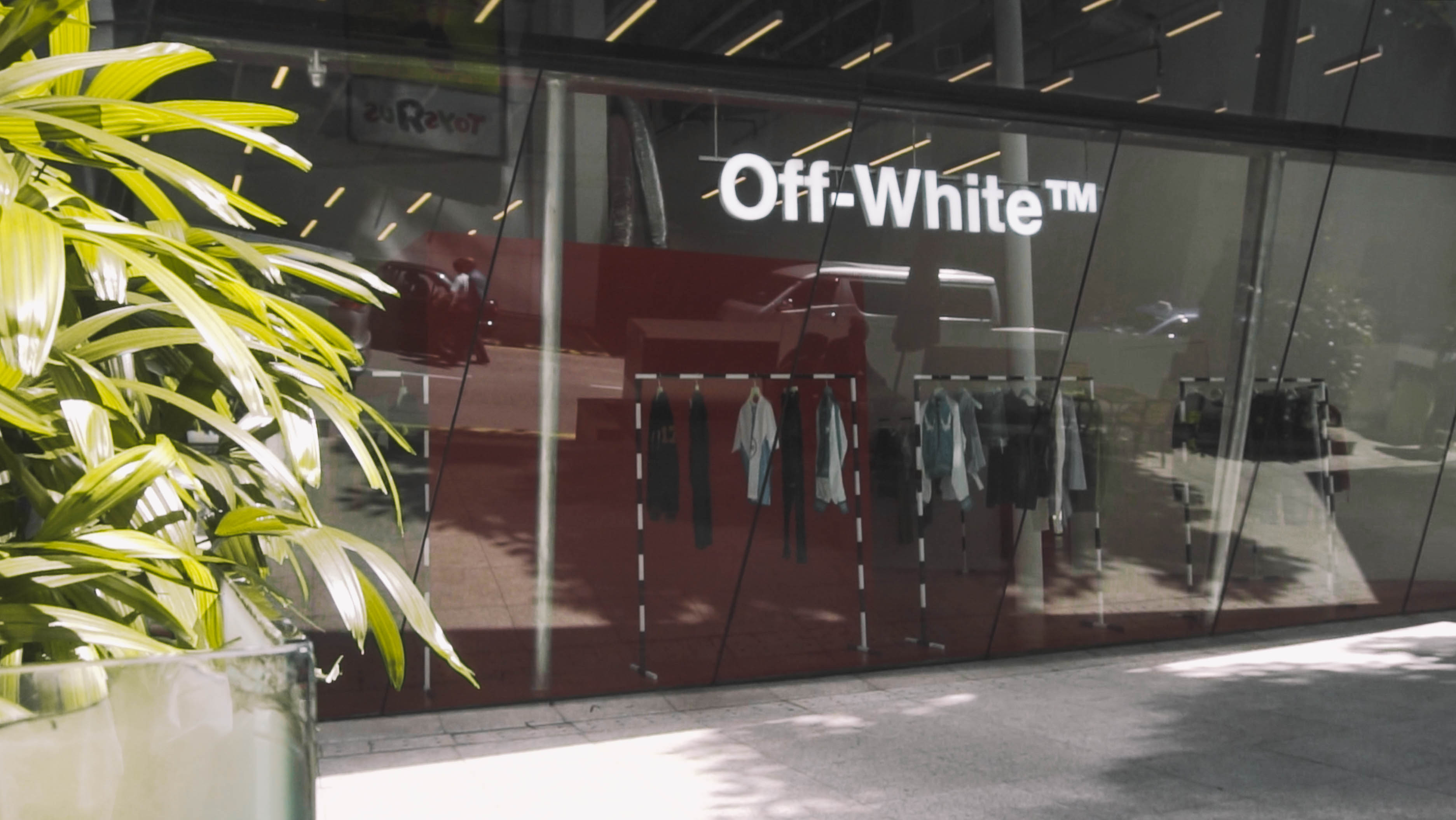 Off-White Kuala Lumpur - Off-White™ c/o Virgil Abloh men's