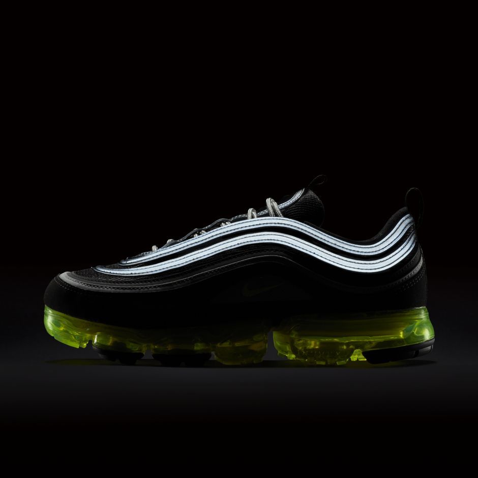 When Past Meets Future, Releases The Vapormax 97 'Japan' MASSES
