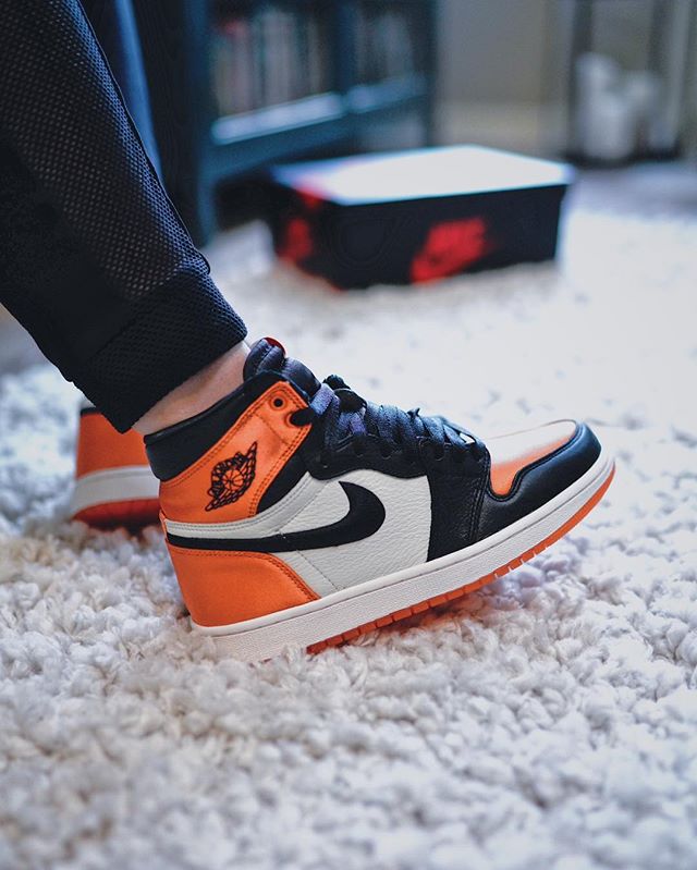 Attention Satin Shattered 1's Is In Lane -
