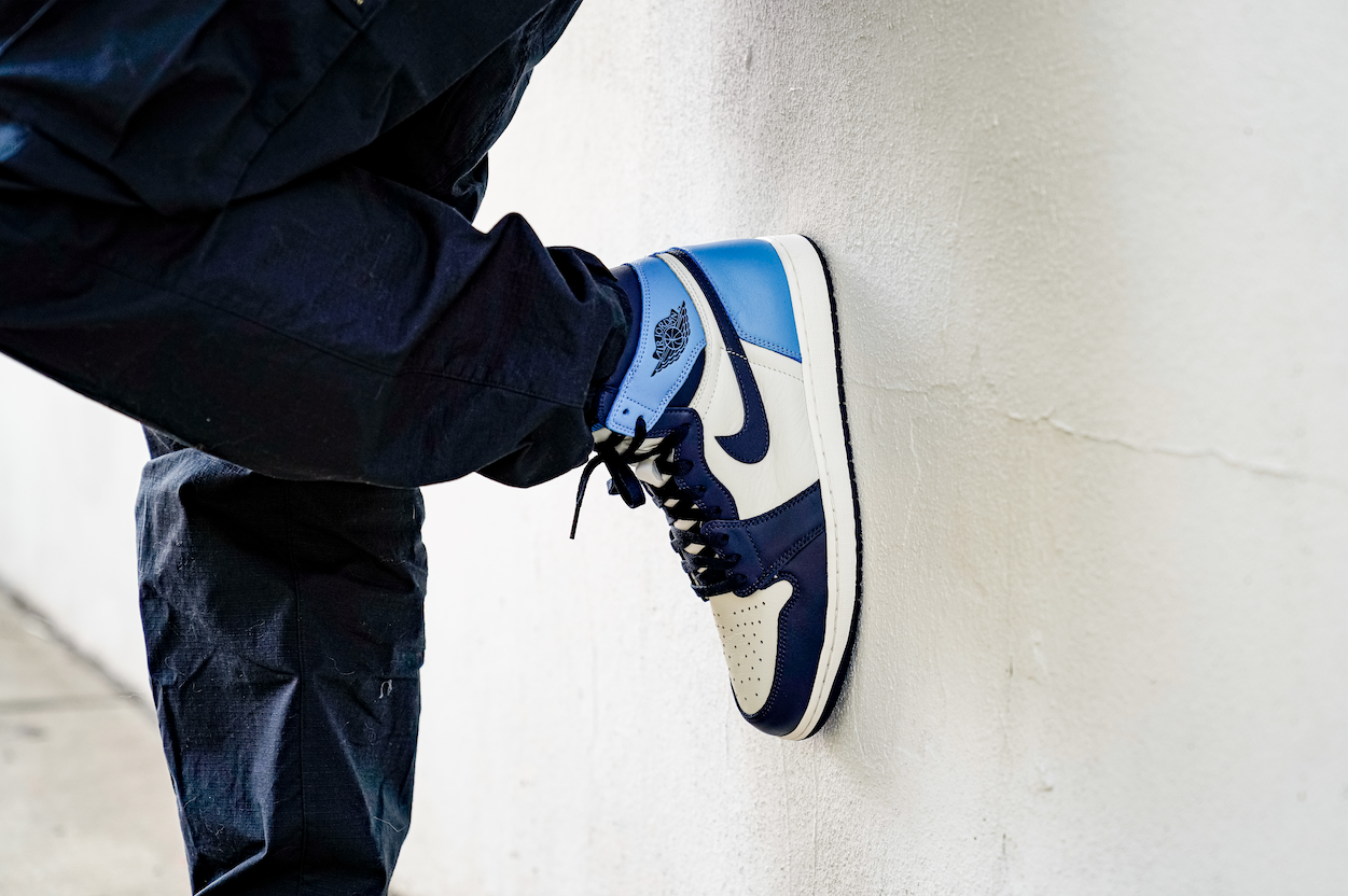 Obsidian jordan 1 deals on feet