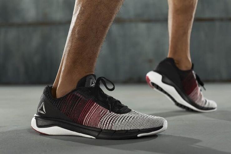 Flex Reebok' Fast Flexweave With The Release Of The New Figure-8 Weave ...