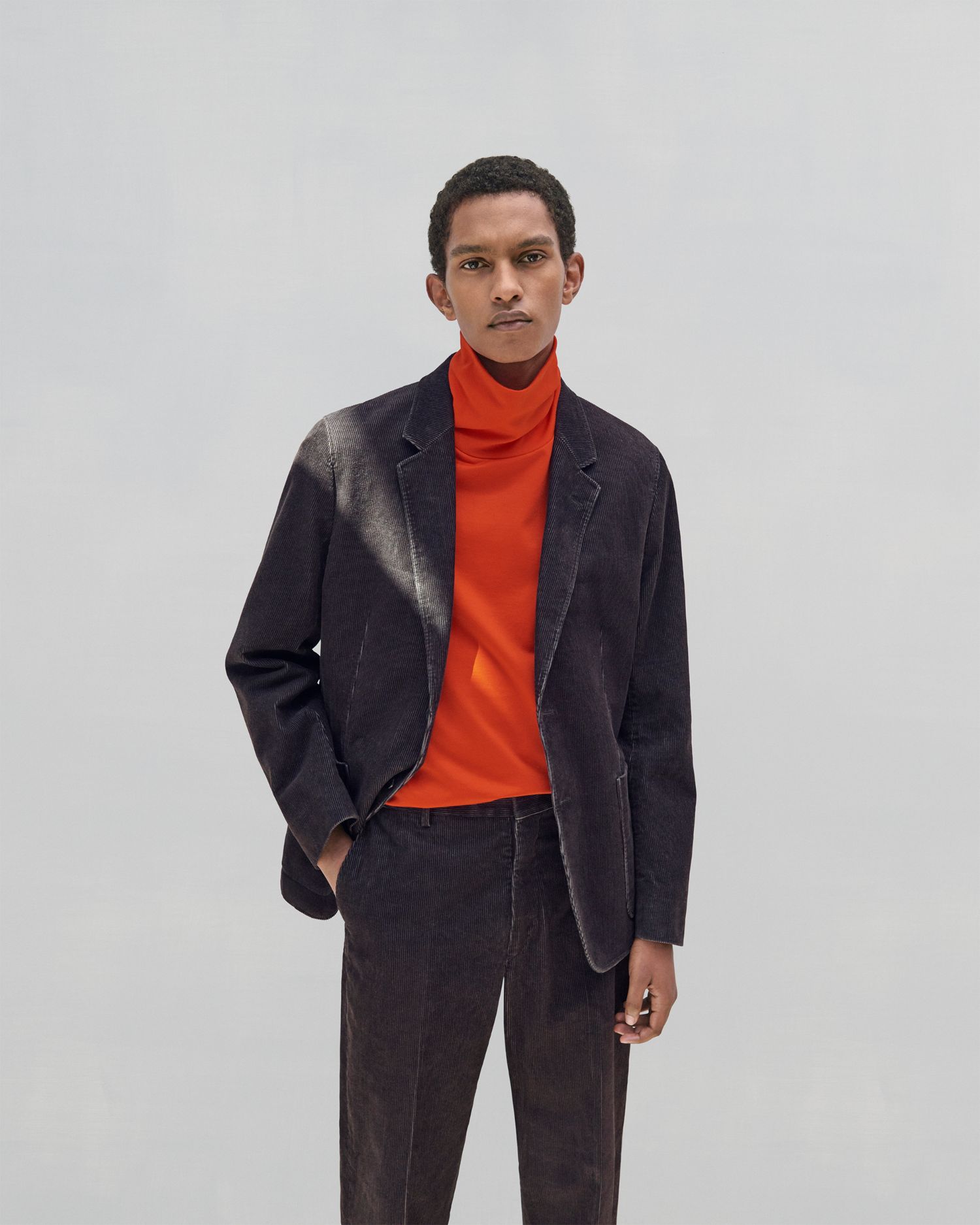 UNIQLO U Reinvents The Basics For Its Fall/Winter 19 Collection - MASSES